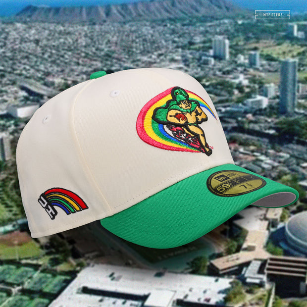 UNIVERSITY OF HAWAI'I RAINBOW WARRIORS OFF WHITE LUSH GREEN NEW ERA FITTED CAP