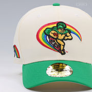 UNIVERSITY OF HAWAI'I RAINBOW WARRIORS OFF WHITE LUSH GREEN NEW ERA FITTED CAP
