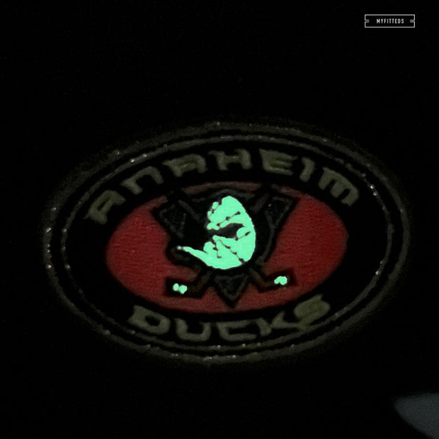 ANAHEIM MIGHTY DUCKS WESTERN CONFERENCE A KILLING JOKE INSPIRED NEW ERA FITTED CAP