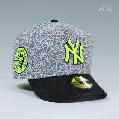 NEW YORK YANKEES THE OLD NEW YORK REFLECTIVE 112 PACK INSPIRED ELITE SERIES NEW ERA FITTED CAP