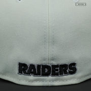 LAS VEGAS RAIDERS '90'S HELMET LOGO OFF WHITE NEW ERA FITTED CAP