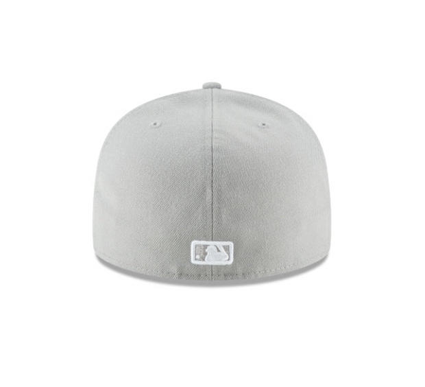 NEW YORK YANKEES GRAY BASIC NEW ERA FITTED HAT